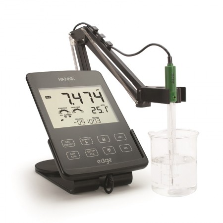 C pH- Edge Hanna HI 2020  pH- HI 11310 Edge HI 2020 + HI 11310