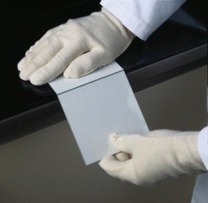 HPTLC Silica gel 60 F Multiformat pre-scored to 5 x 5 cm 