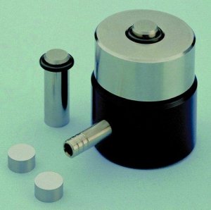 Aldrich macro-micro KBr pellet die 