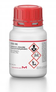 Cadmium chloride hemi(pentahydrate) 