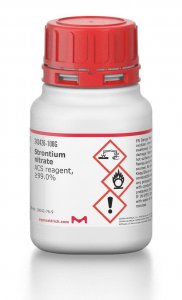 Strontium nitrate 