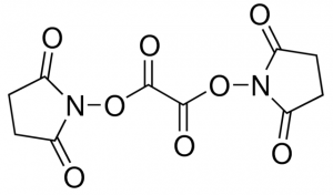 N,N-Disuccinimidyl oxalate 