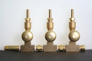 Aldrich low-pressure basic three station manifold Z287253-1EA