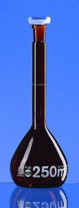 BRAND BLAUBRAND volumetric flask, PP stopper, amber glass 