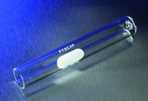 Pyrex culture tubes, rimless 