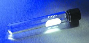 Pyrex culture tubes, screw cap with PTFE liner 