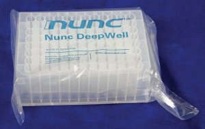 Nunc 96 DeepWell plate, non-treated TMO95040452