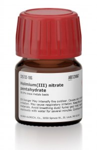 Holmium(III) nitrate pentahydrate 