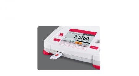   OHAUS Adventurer (AX/E) 