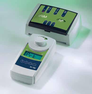  AQUALYTIC AL100        